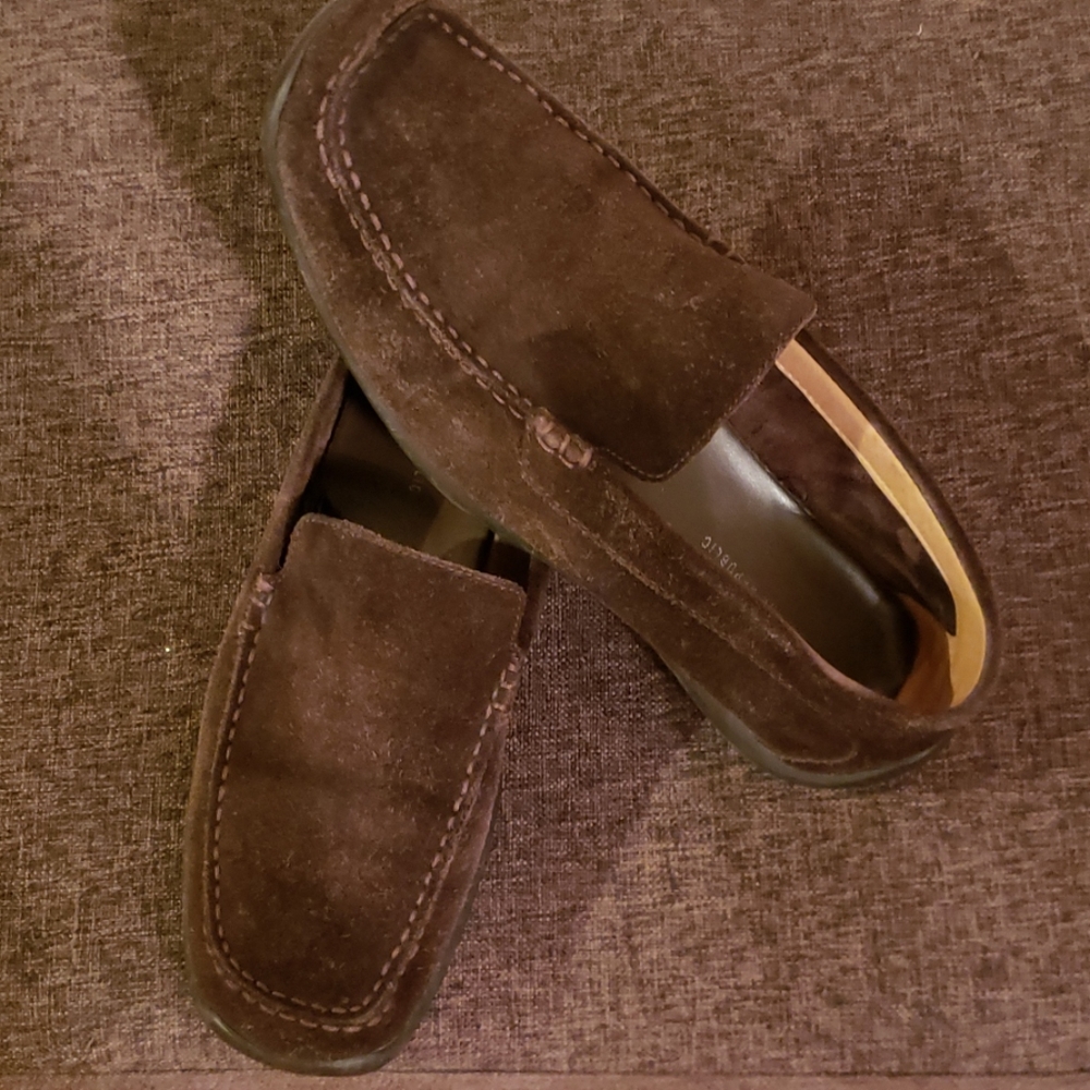 Shoes - Picture 5 of 6